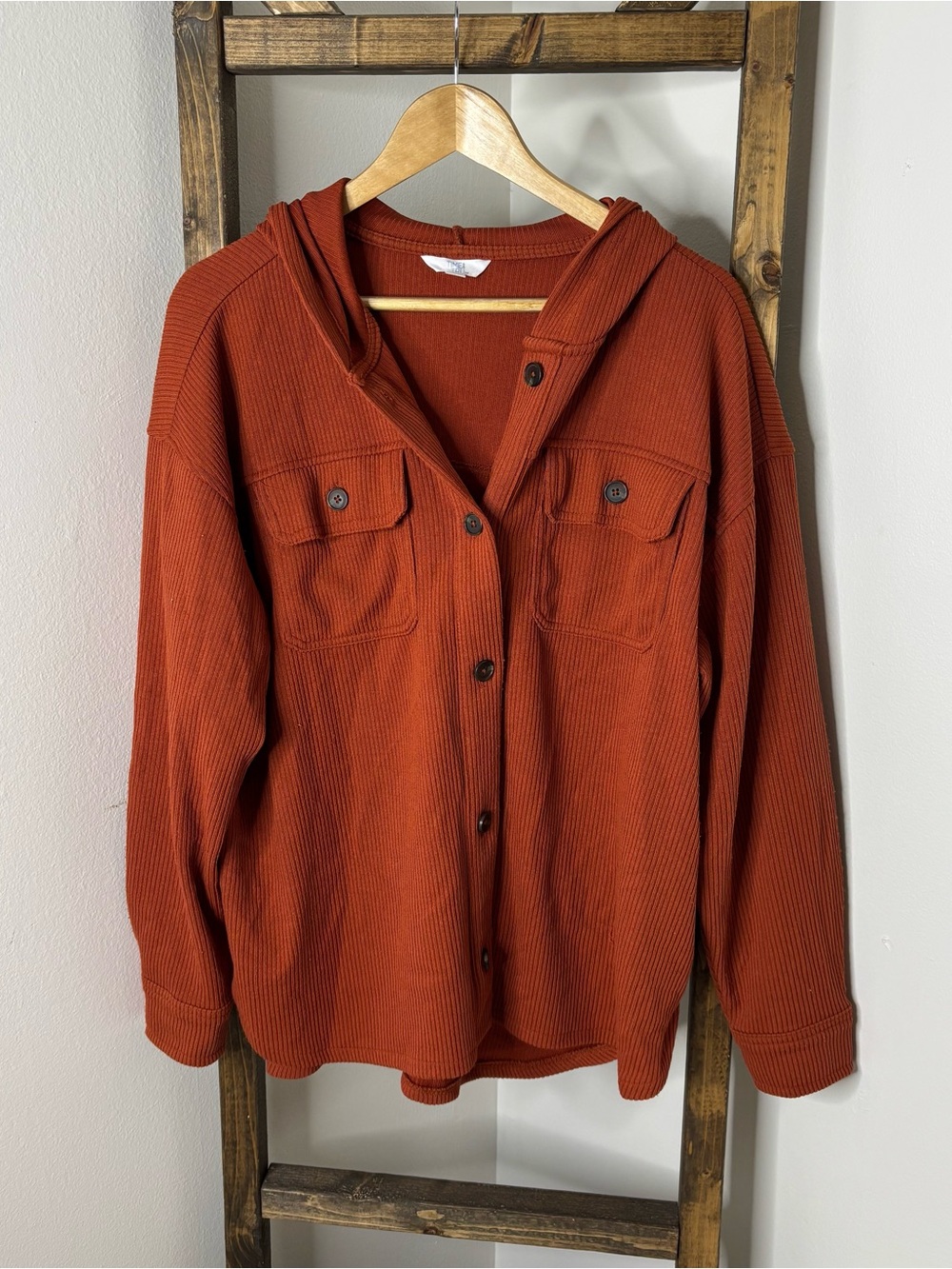 Time and Tru Rust Ribbed Button-Front Shacket  Size L